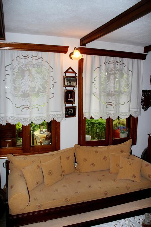 Katoikia Me Ta Pitharia Villa Prinos  Luaran gambar